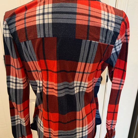 Rue 21 Red blue plaid long sleeve blouse Size XL - Picture 4 of 7